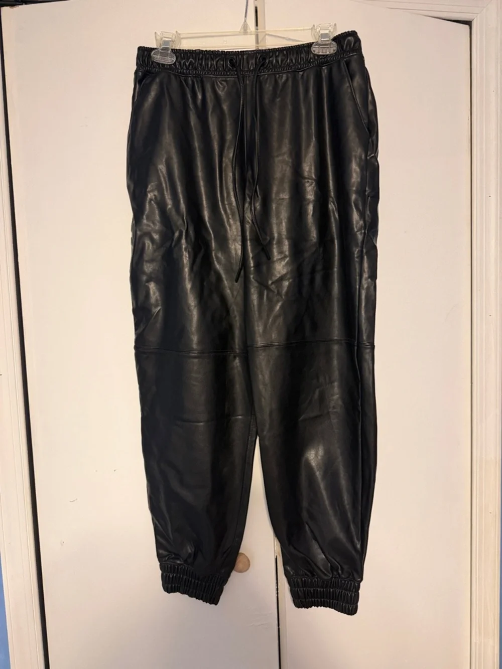 Abercrombie & Fitch Black Faux Leather Jogger Pants - Women's